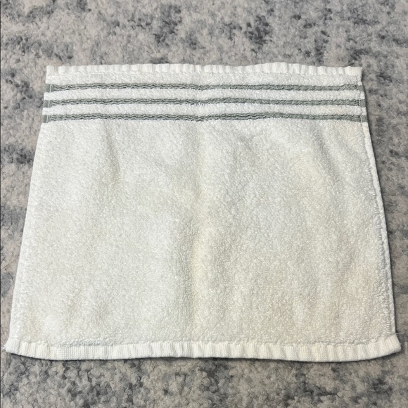 Washcloth - Picture 1 of 2